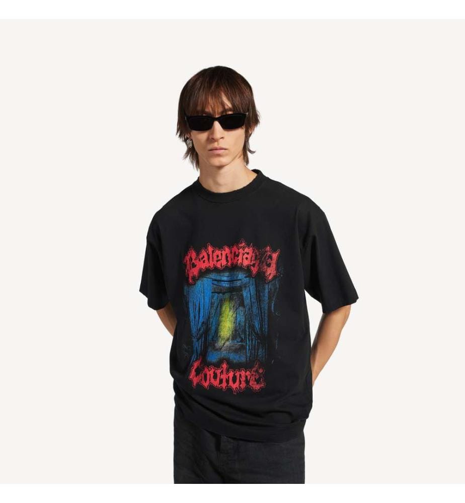 Salon De Couture T-Shirt in mittlerer Passform – Schwarz