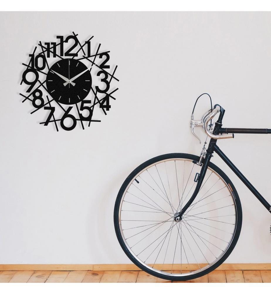 Decorative metal wall clock - Black