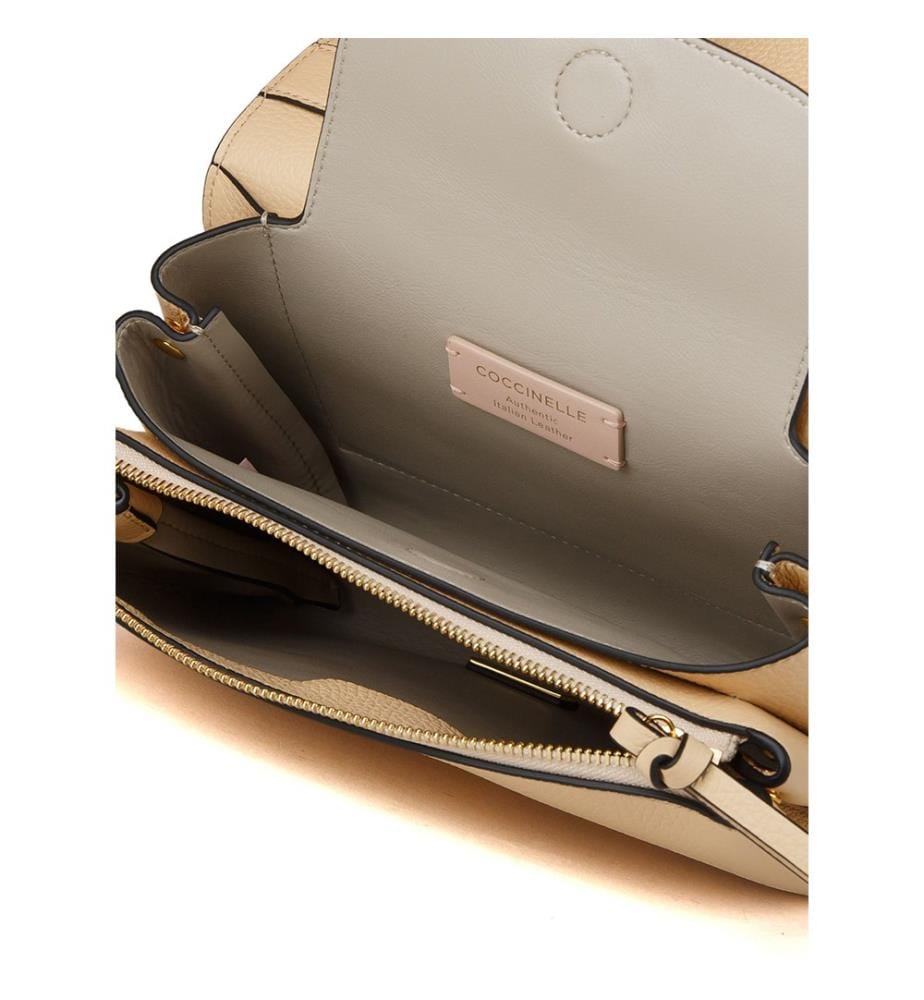 Arlettis Schultertasche - Genarbtes Leder - Betulla