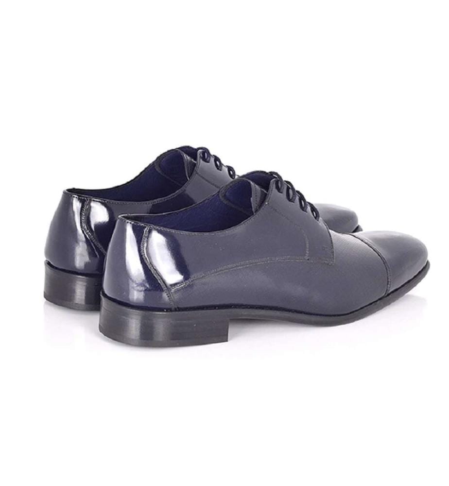 Blauer Leder-Derby