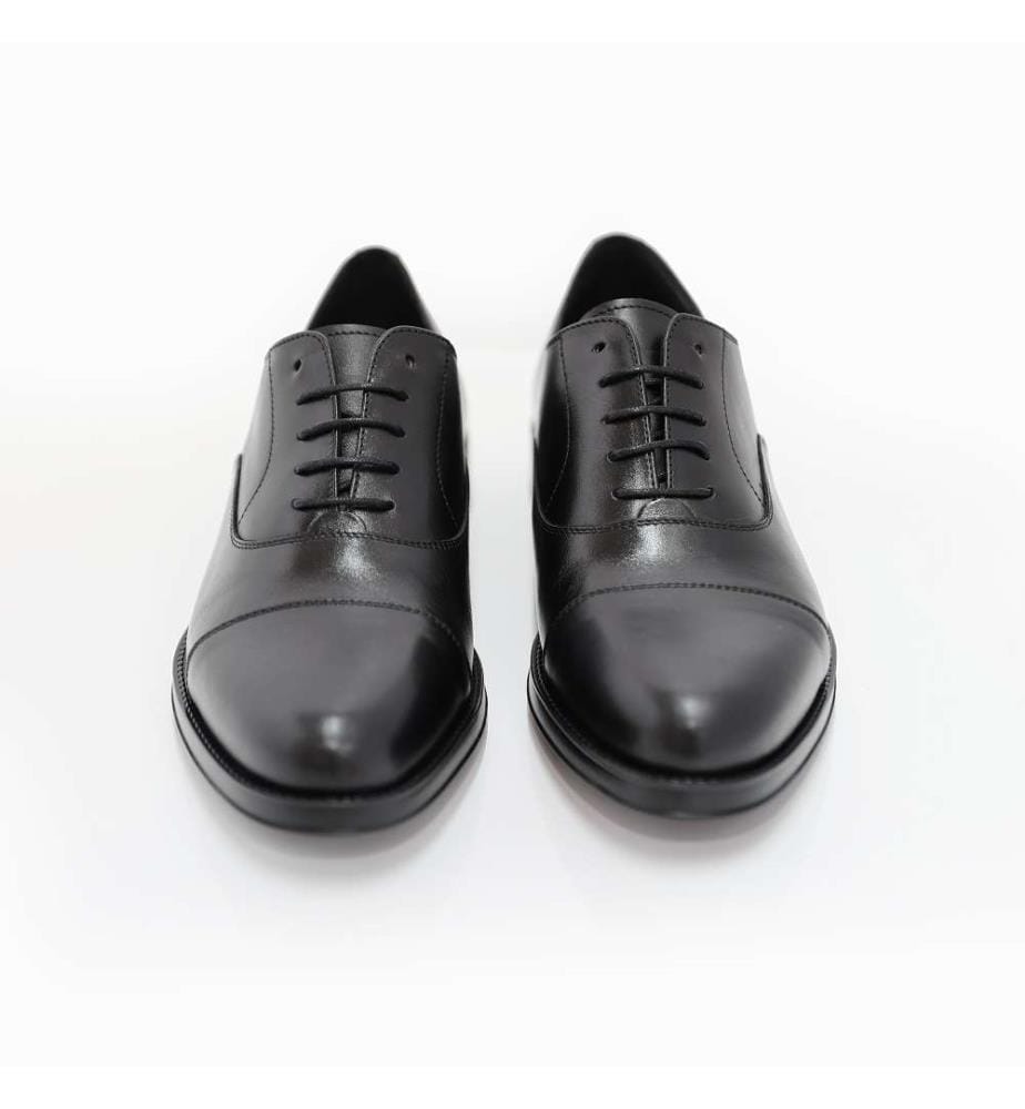 Oxford en cuir noir