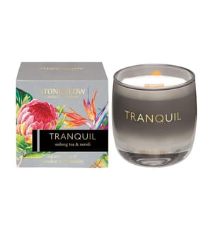 Bougie parfumée Tranquil Iris & Matcha - 210 g