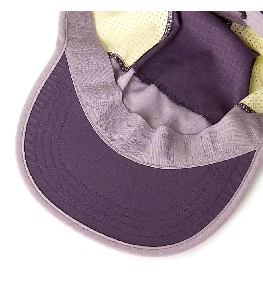 Kappe „Summer Light Run“ – Violett und Cremefarben