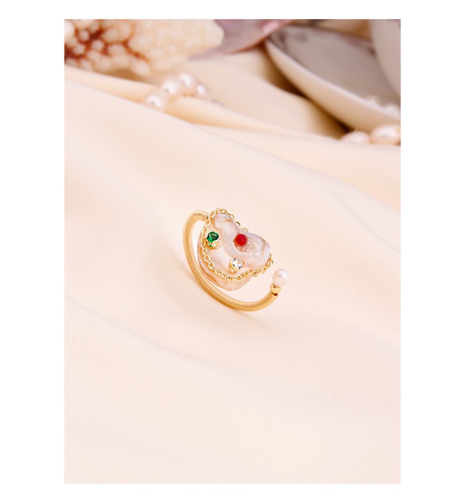 Bague en zircon et perle