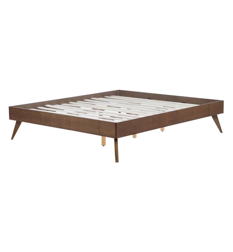 Lit sans tête de lit BERRIC 140 x 200 cm Frêne foncé