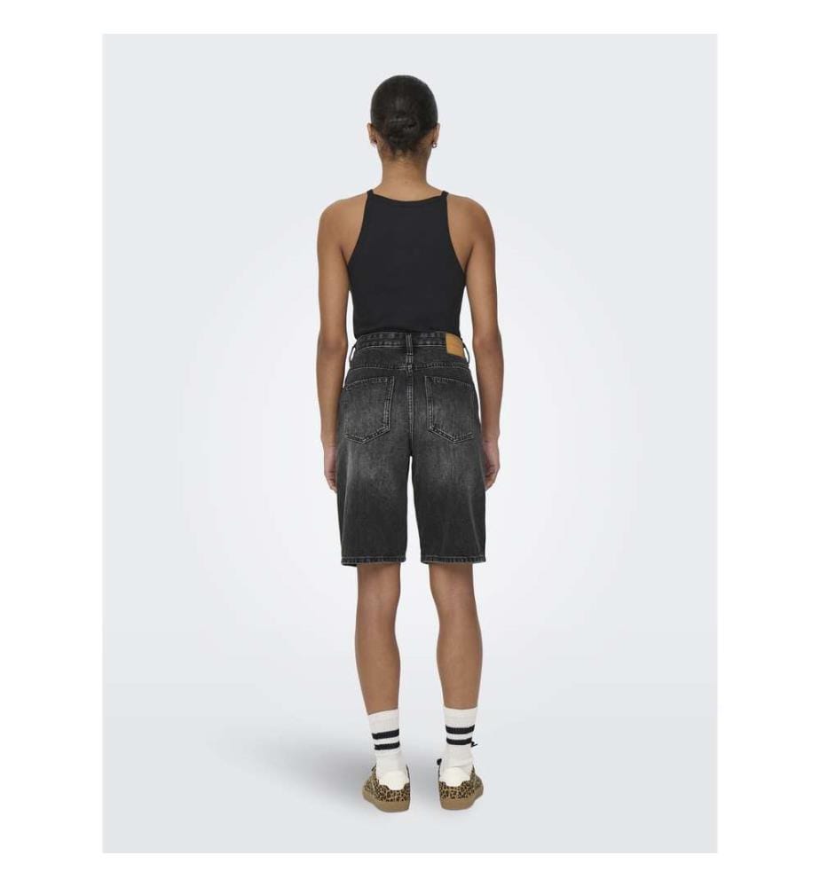 Short - Washed Black