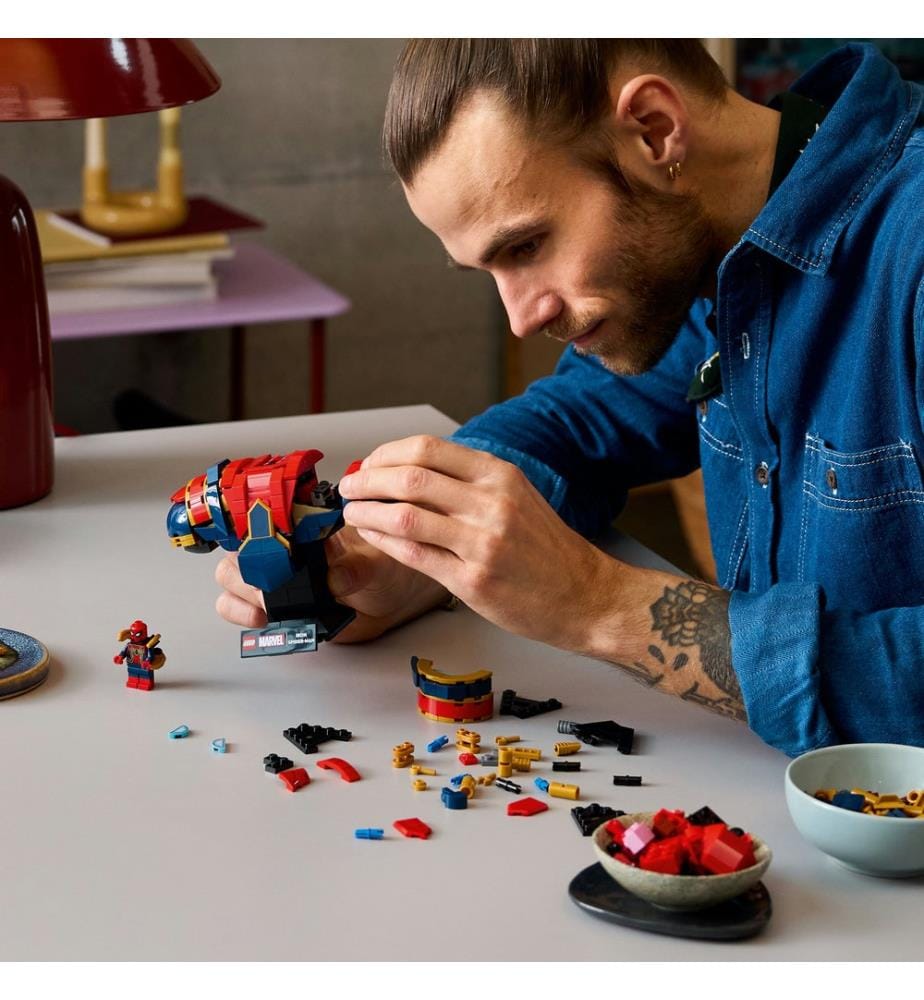 LEGO® 76326 - Büste von Iron Spider-Man