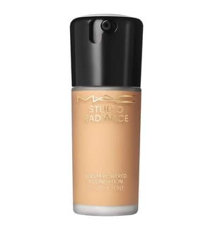 Studio Radiance Serum Powered Foundation #NC37 30ml