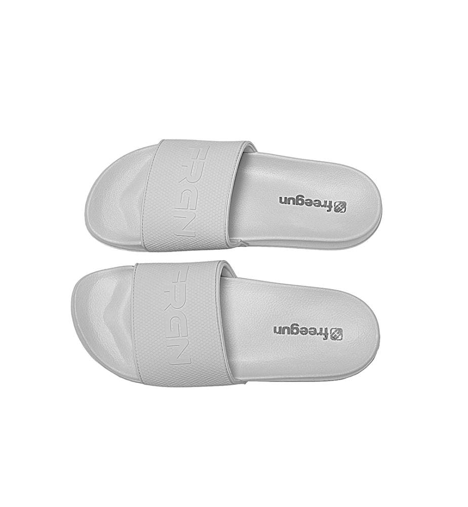 Weit geschnittene Sandalen - Hellgrau