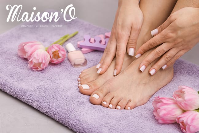 Kosmetische Nagelpflege mit Gellack