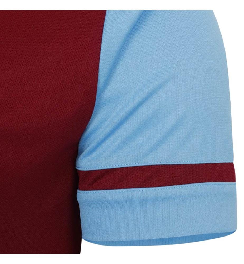 Umbro - "Cavelle" T-Shirt für Herren