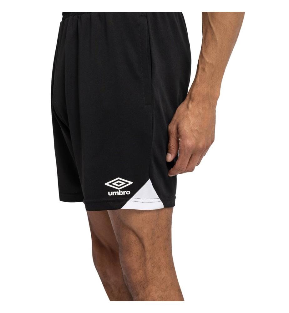 Umbro - "Total Training" Shorts für Herren