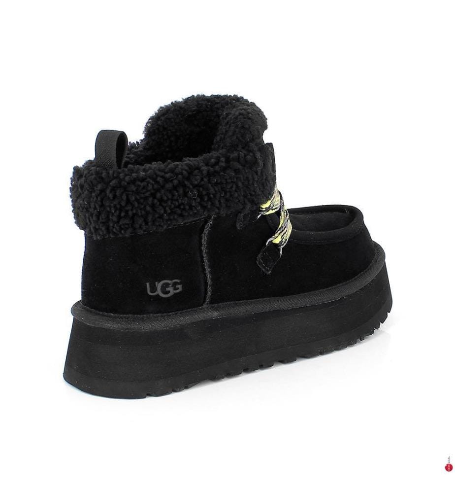 Gefütterte Stiefel - Schwarz