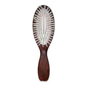 Travel hairbrush