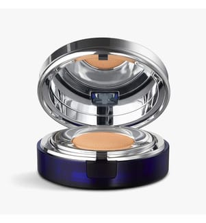 Fond de teint essence Skin Caviar Complexion #Almond Beige 2 x 15 ml