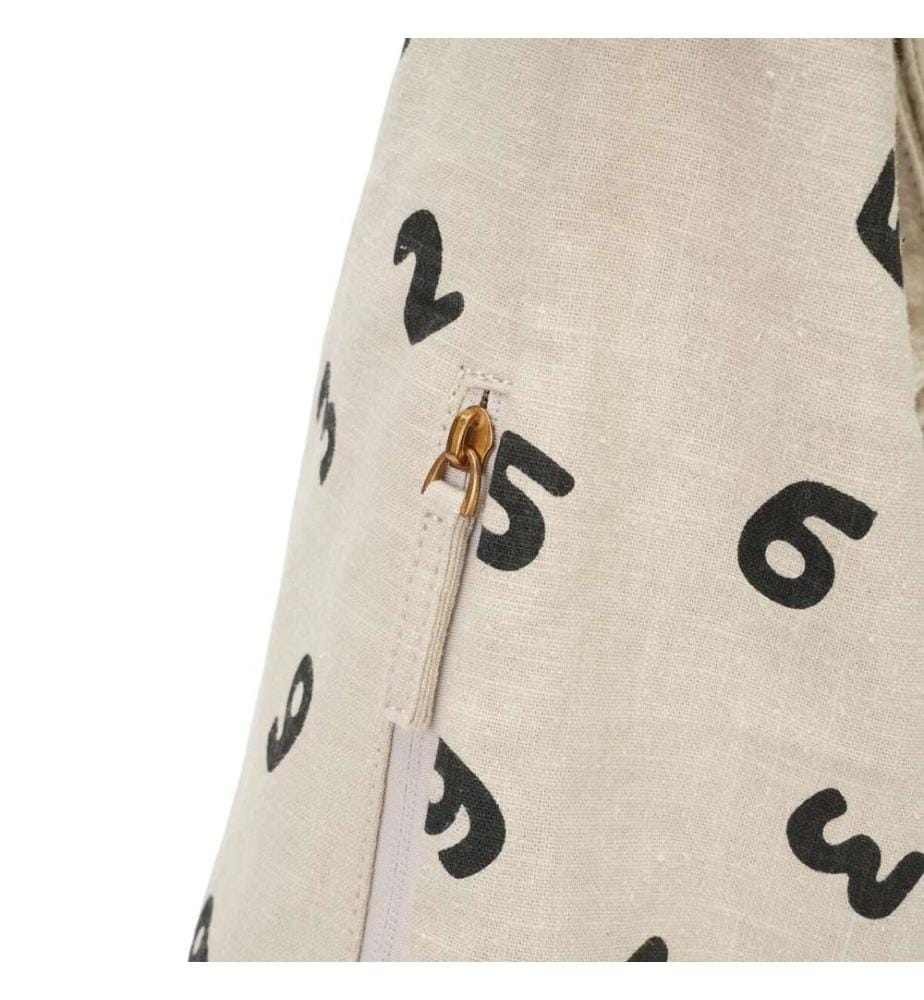 Sac fourre-tout hobo oversize en ramie naturelle, avec imprimé de chiffres et bandoulière en cuir - Ivoire