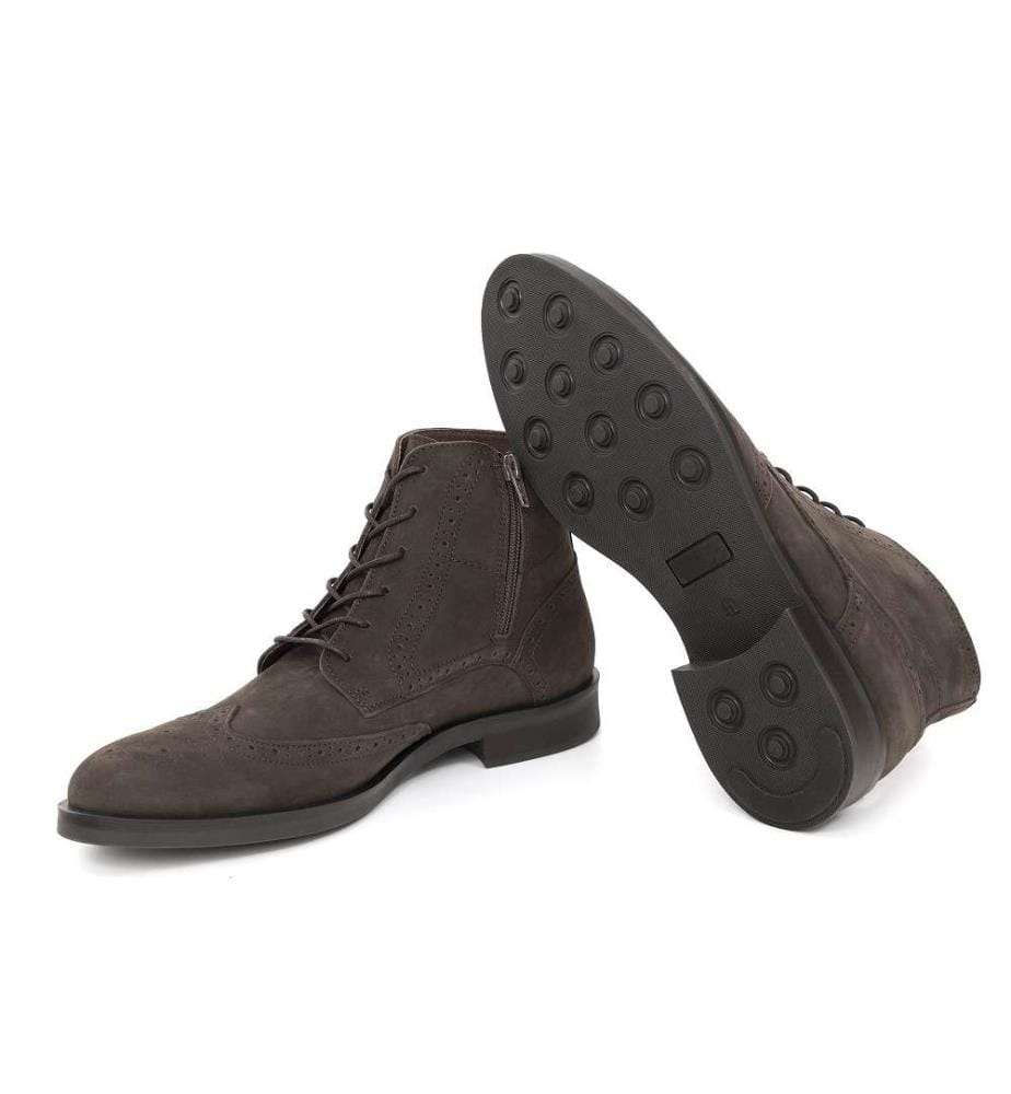 Stiefel aus Nubuckleder Braun