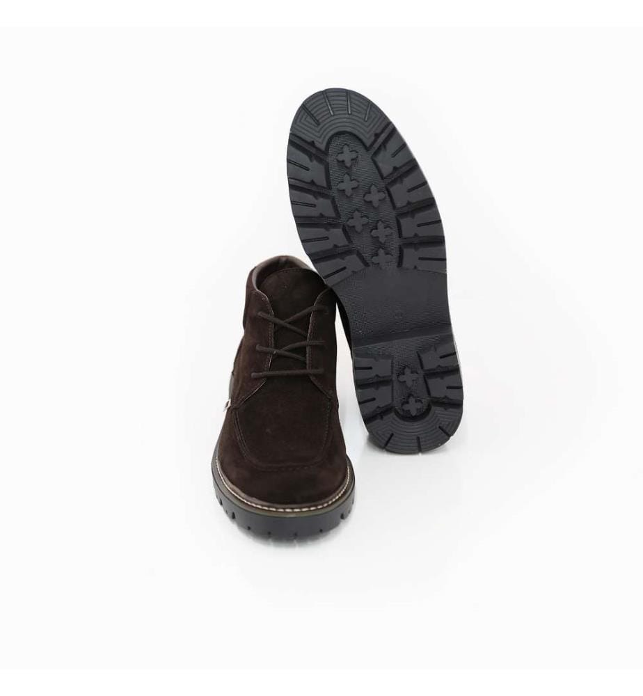 Brauner Wildlederstiefel