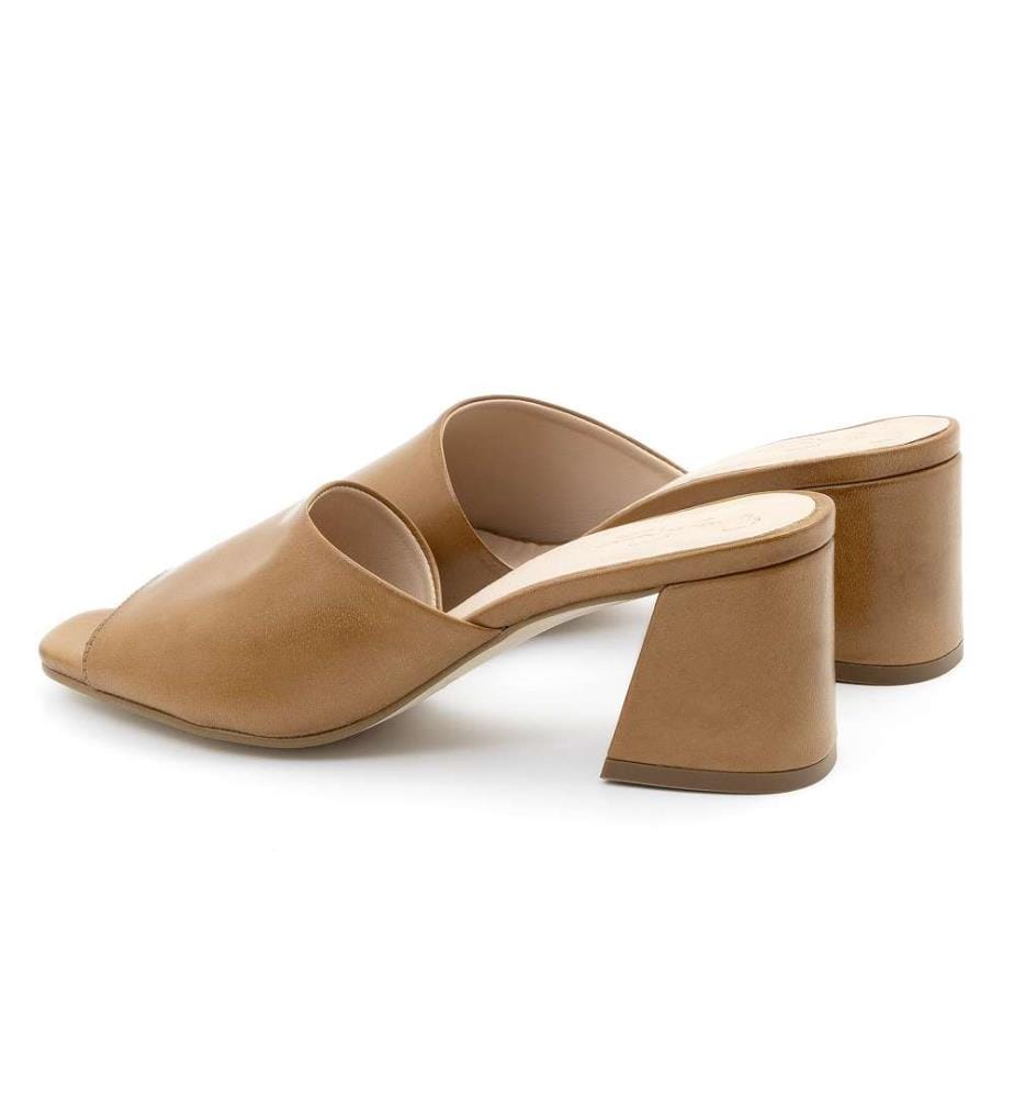 Sandalen mit Absatz - Hellbraun