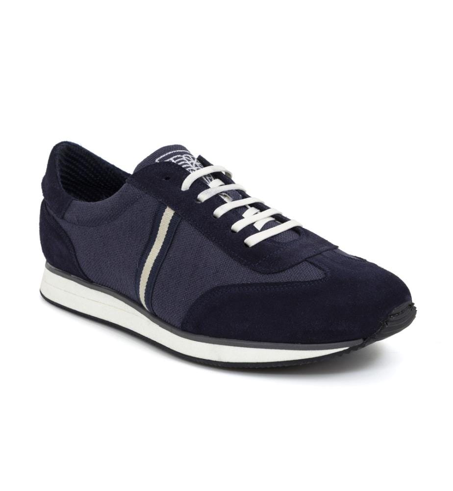 Sneakers aus blauem Wildleder