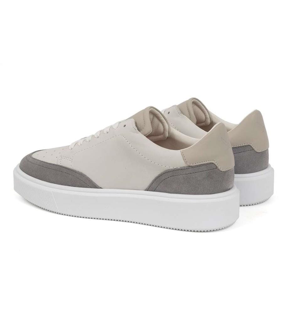 Sneakers - Weiss