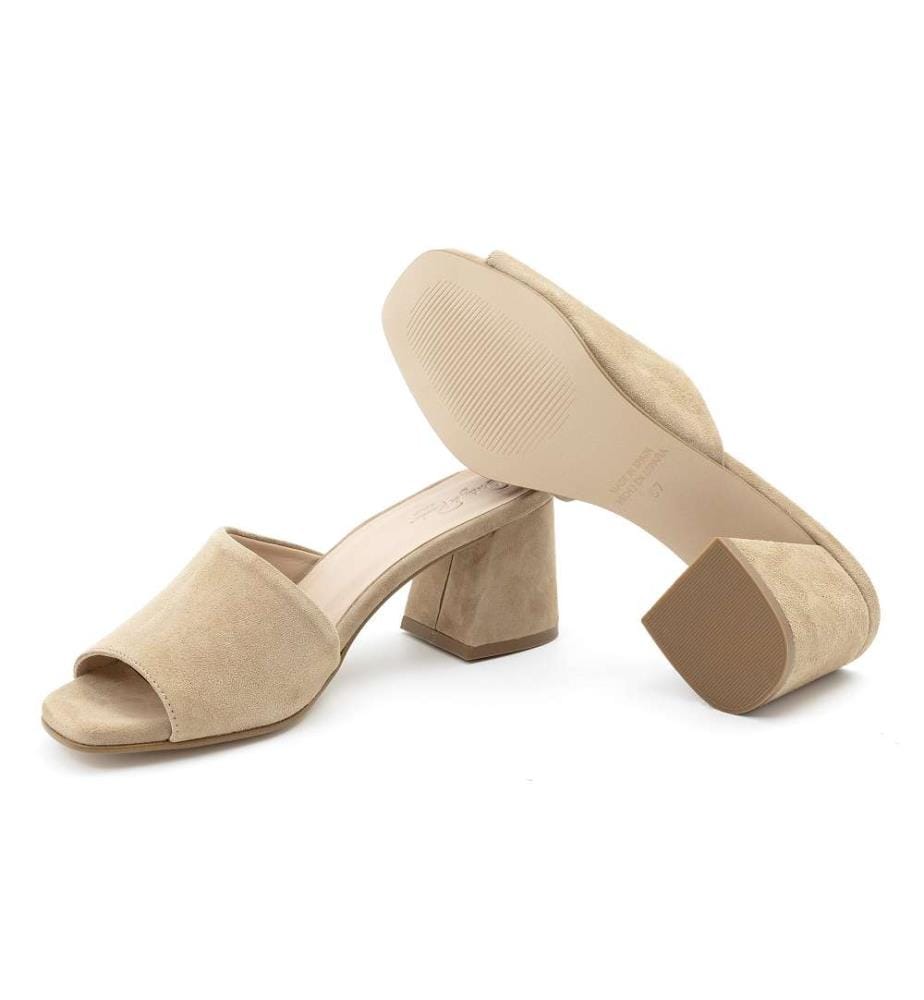 Sandalen mit Anis-Absatz - Arena
