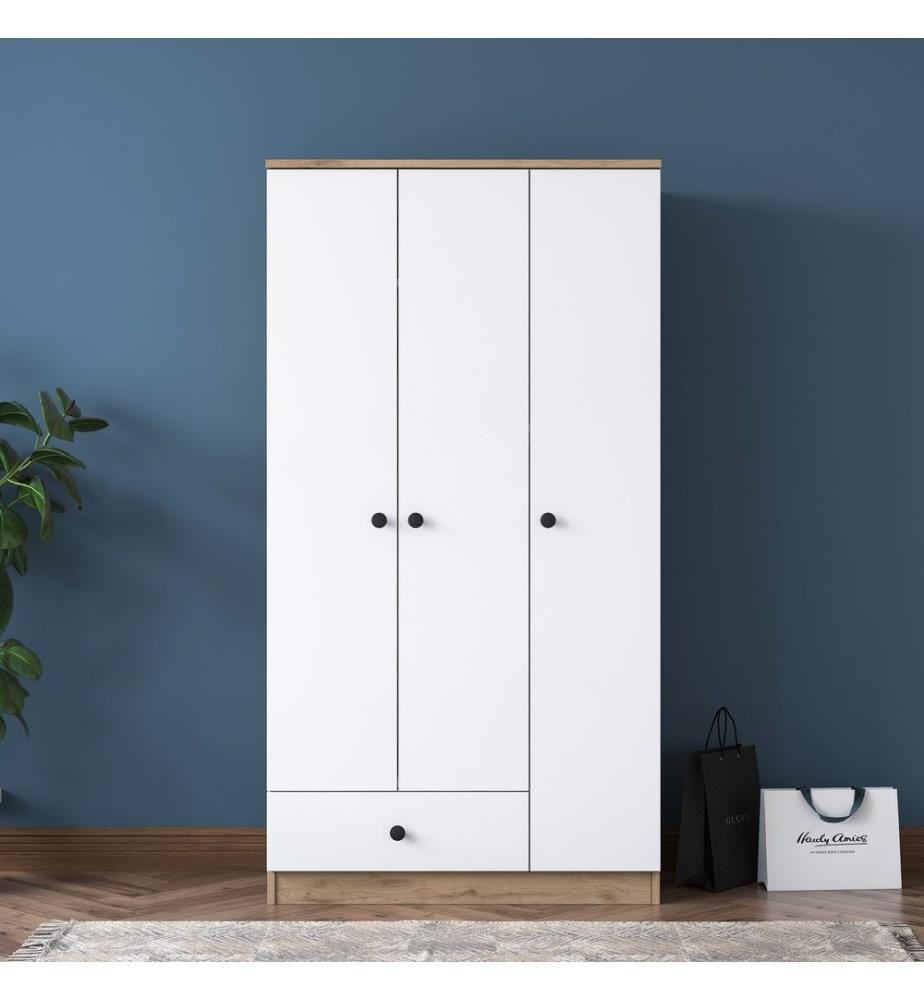 Schrank – Nussbaum und Weiss