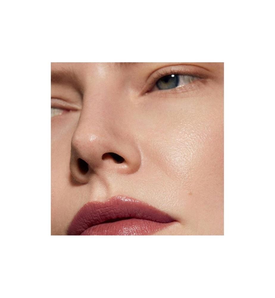 MÁDARA Dazzle Nights Satin Shine Lipstick Charisma