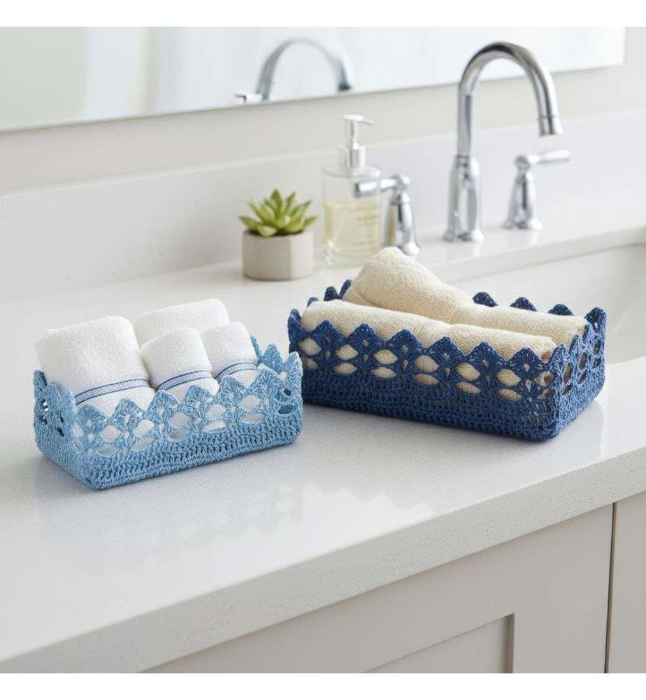 Crochet basket - 30.5 x 19 x 8 cm / Light blue ocean