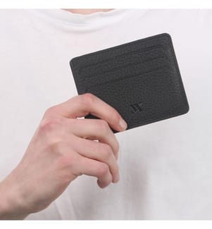 Portefeuille en cuir véritable noir.