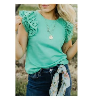 Short-sleeved ruffled top in mint green openwork lace