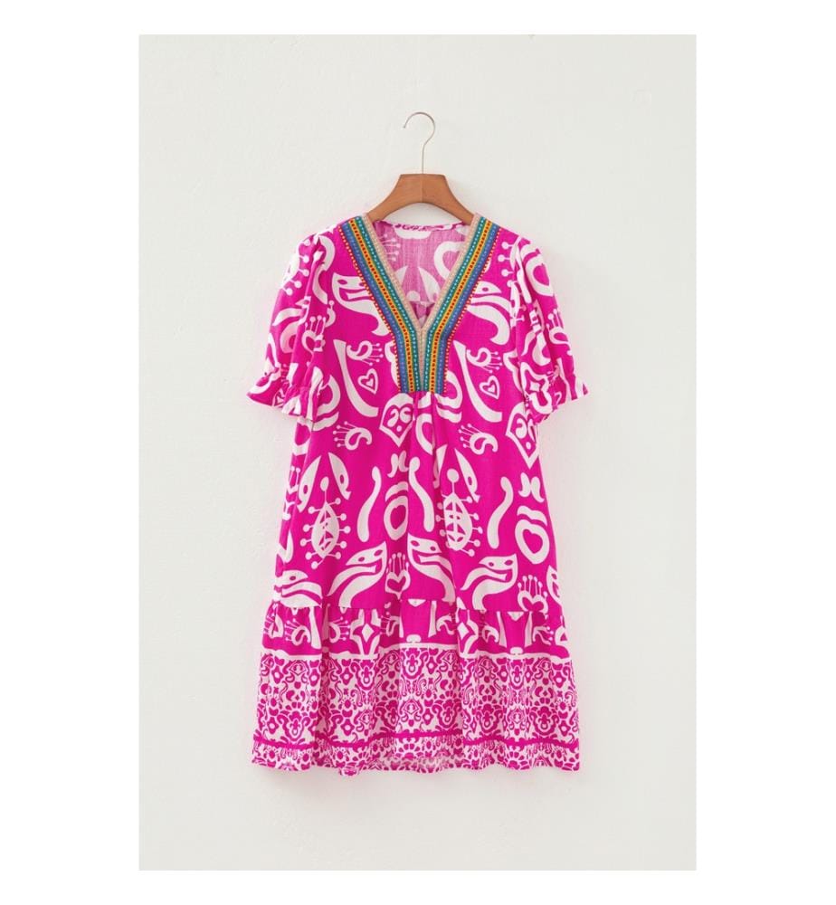 Short-sleeved V-neck flared dress in mixed bohemian pink print