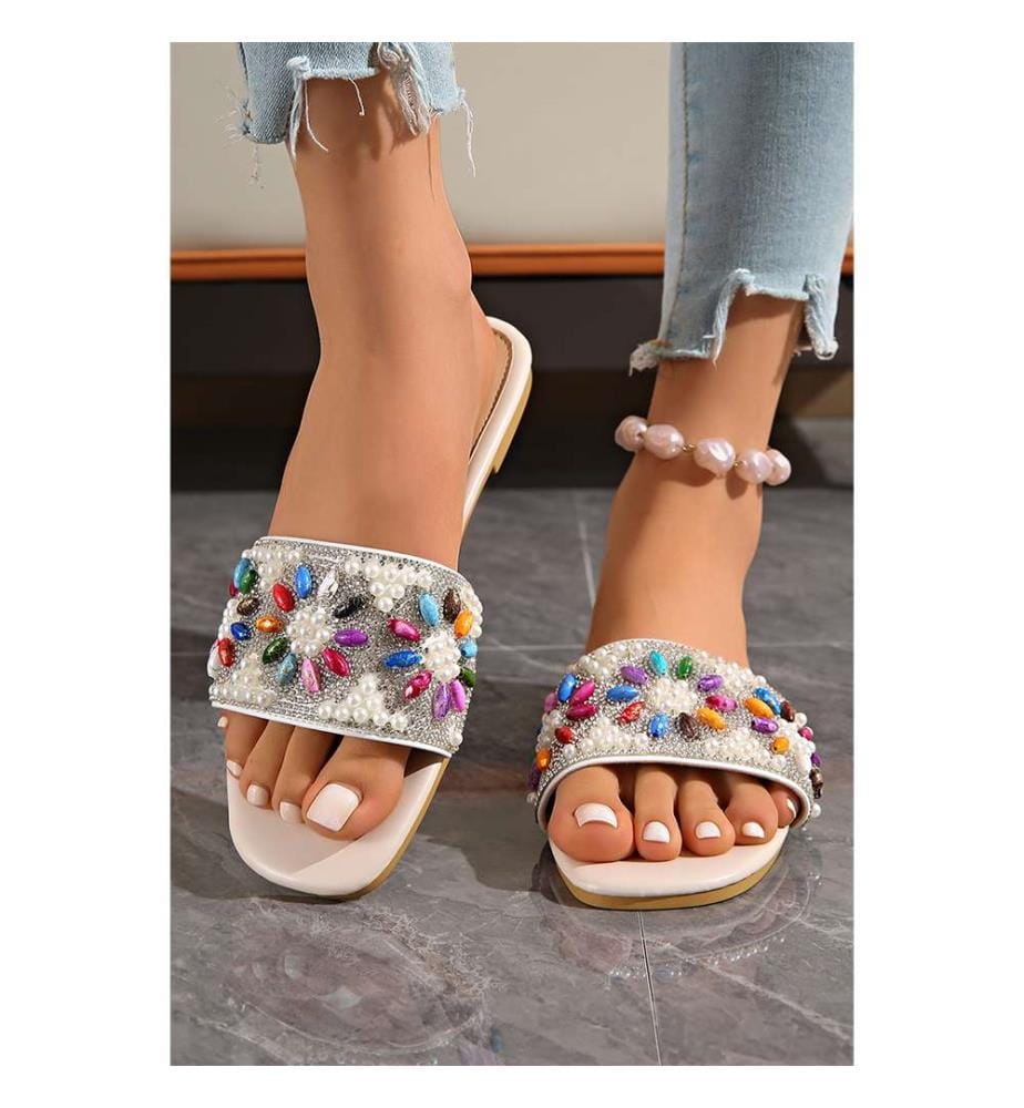 Beach Flip-Flops with Rhinestones and Pearls - White