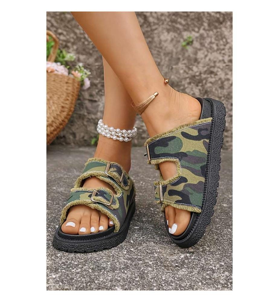 Retro Sandals in Openwork Denim - Green