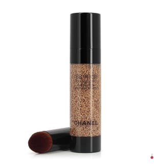 Beiges Touche Teint Foundation Leuchtendes Finish, B30