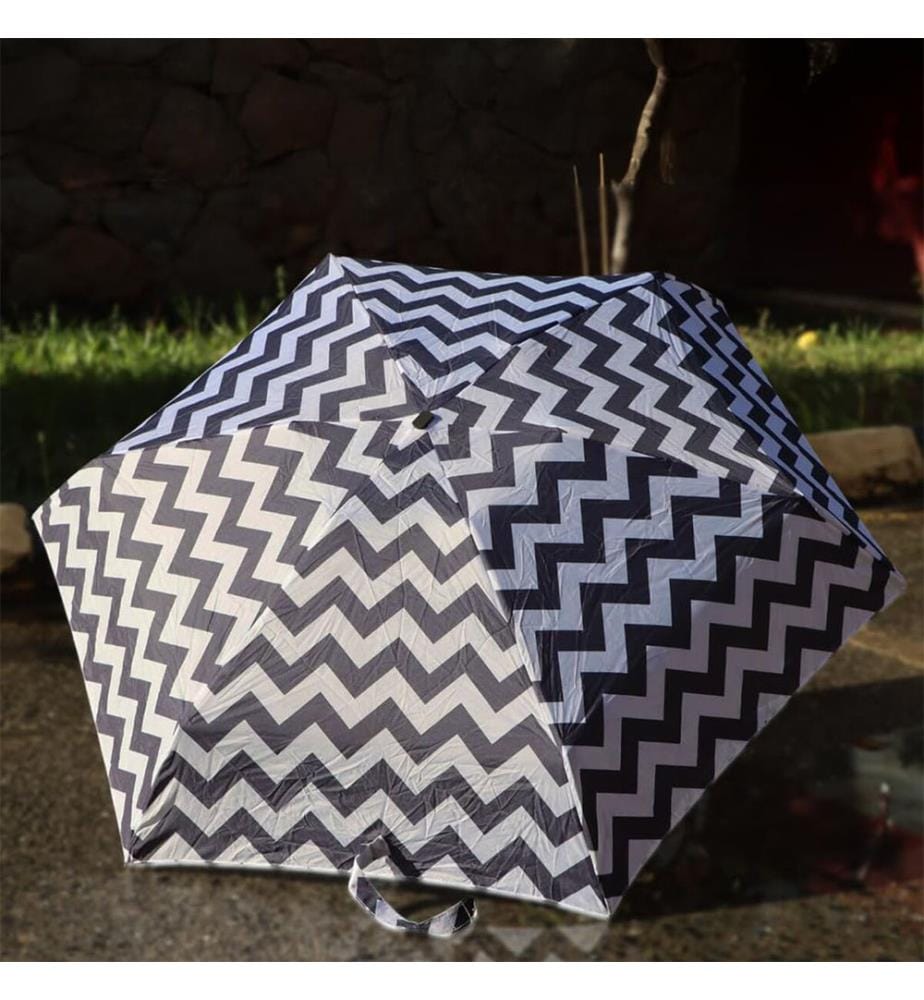 Mini Regenschirm Zigzag Schwarz und Weiss - Schwarz