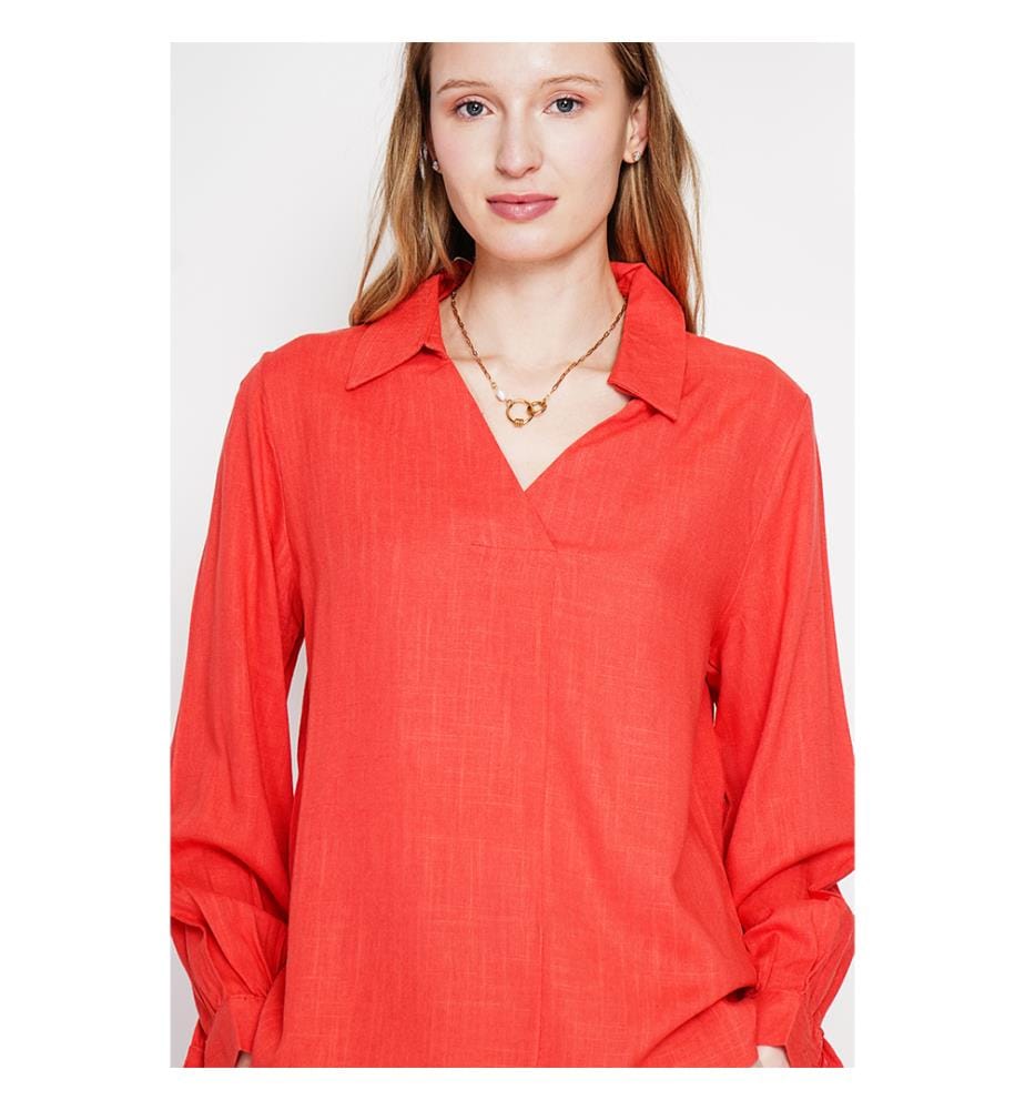Bluse mit ausgestelltem Hemdkragen und langen Ärmeln - Rot