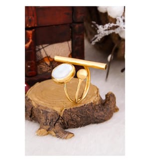 Pearl Ring - White