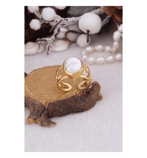 Pearl Ring - White
