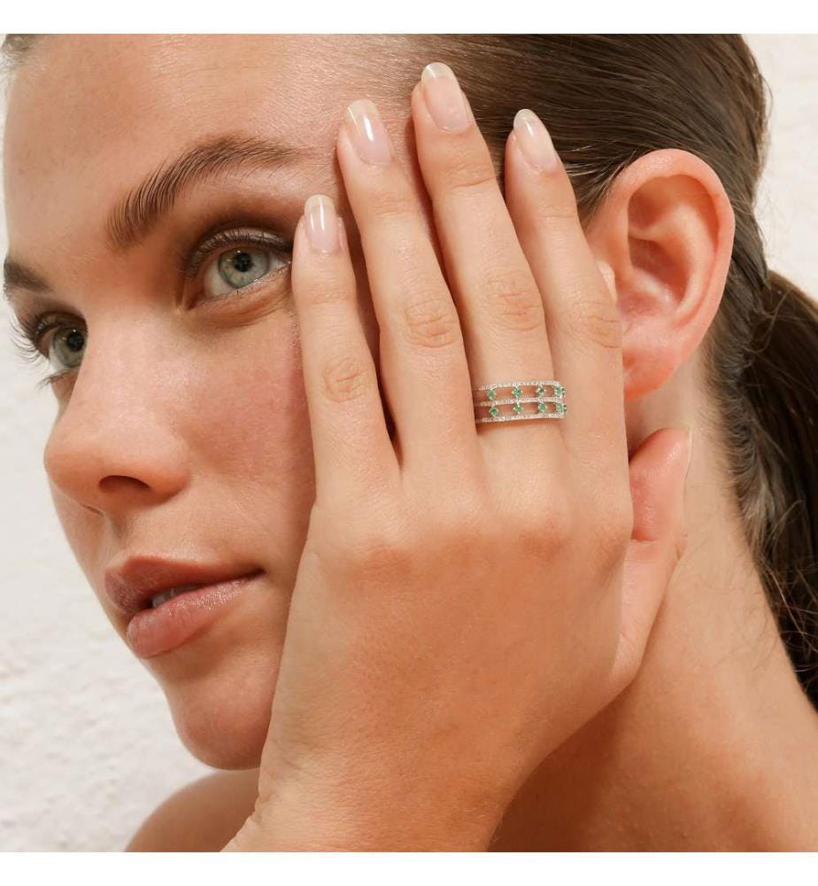 Ring Krone der Smaragde - Weissgold 375/1000