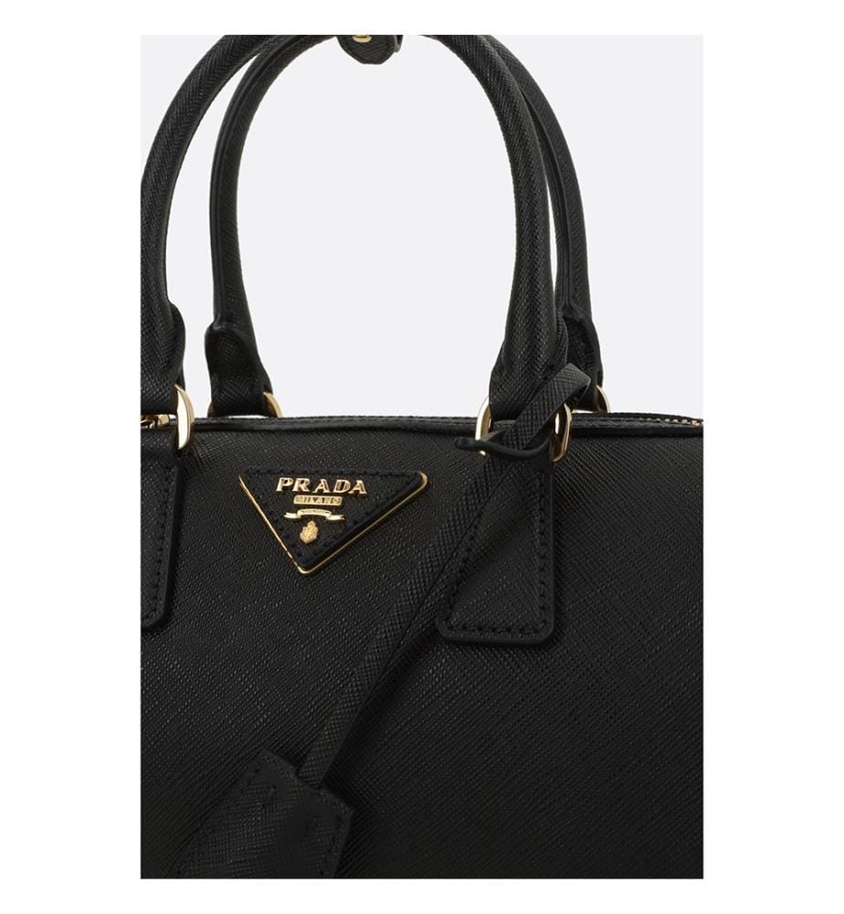 Petit sac de bowling en cuir Saffiano Lux – Noir