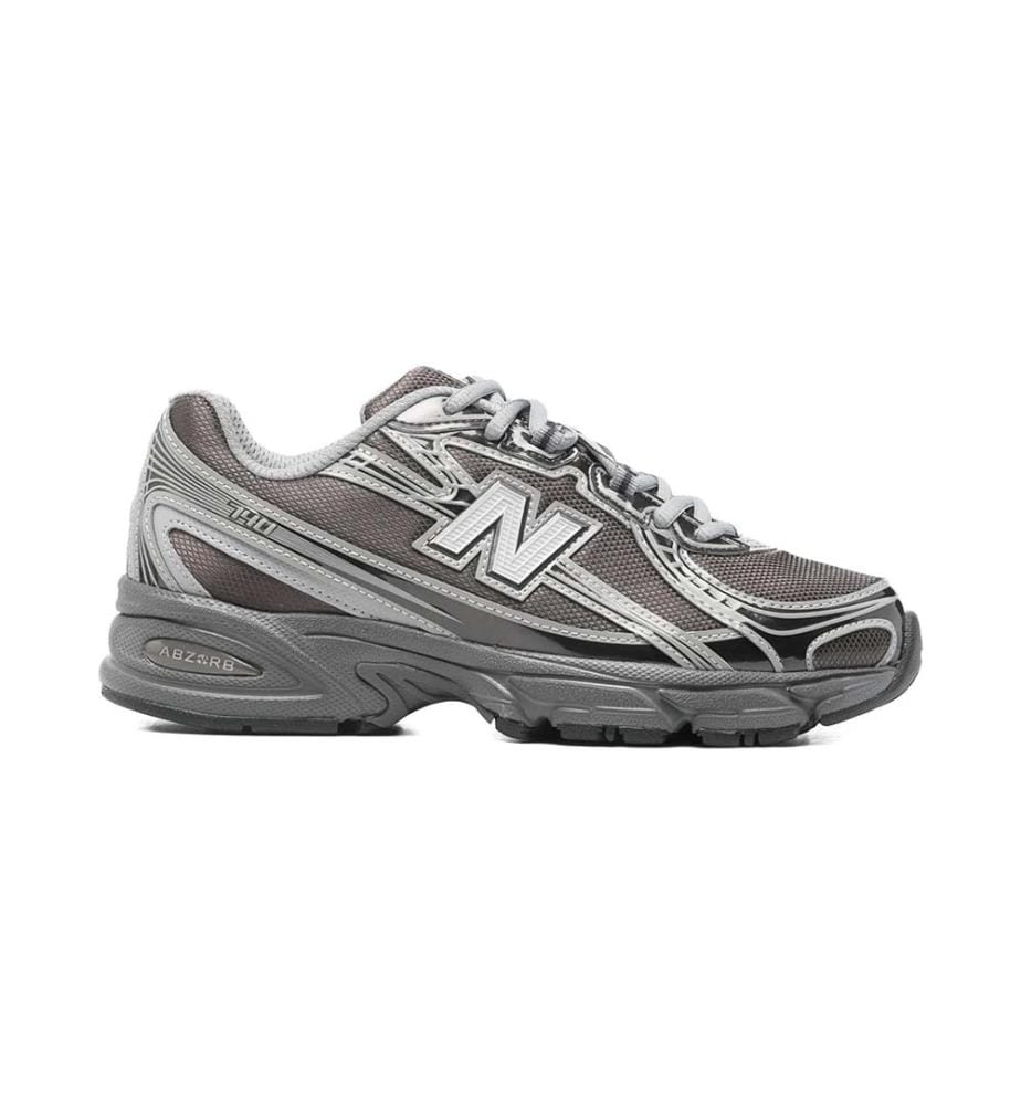 Sneaker 740 – Schwarz
