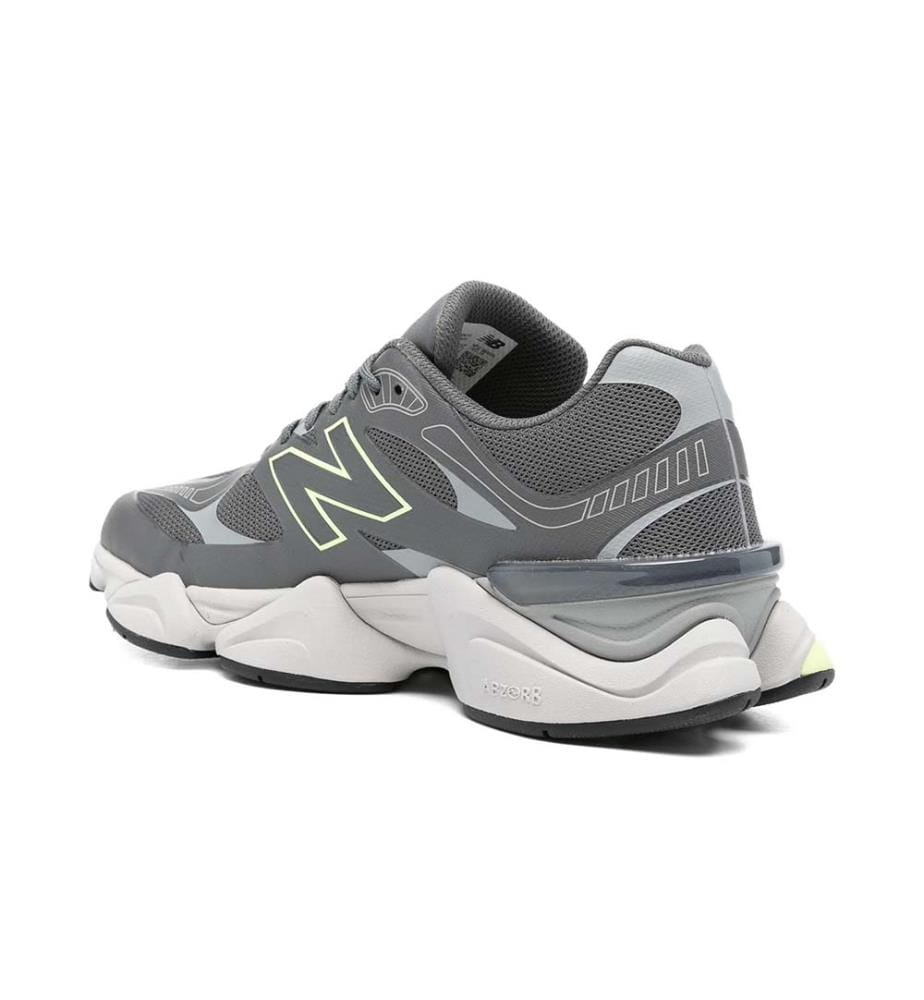 Sneaker 9060 – Grau