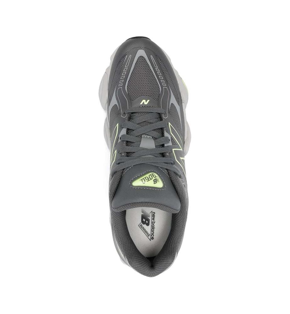 Sneaker 9060 – Grau