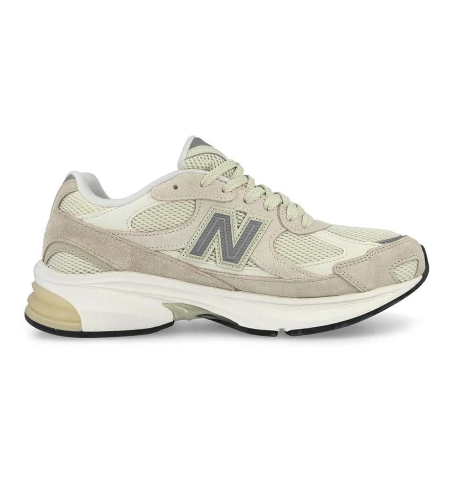 Sneaker 2010 – Grau