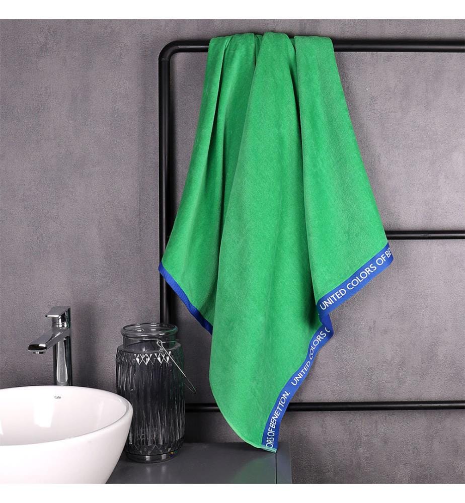 Beach Towel 90 x 160 cm - Green