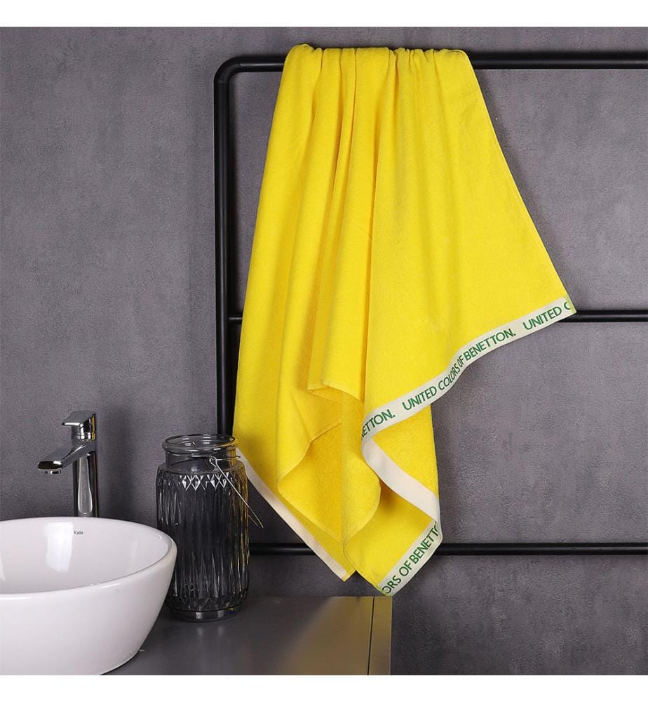 Beach Towel 90 x 160 cm - Yellow