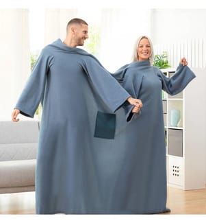 Decke mit doppeltem Ärmel und gefütterter Mitteltasche