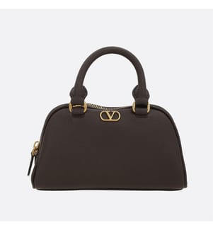 Mini-Bowlingtasche „VLogo Signature“ aus genarbtem Leder – Ebenholzbraun