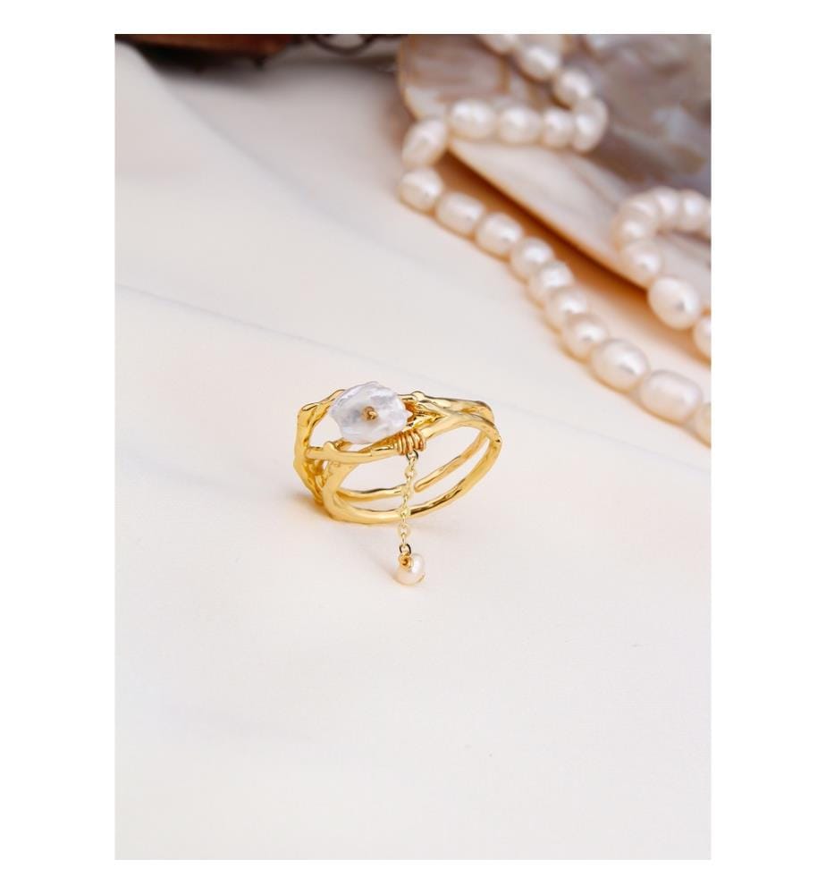 Pearl Ring - White